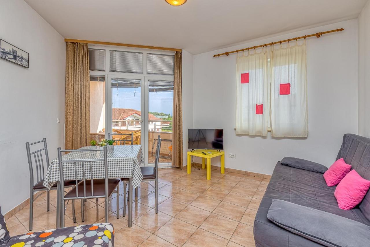 Sunrise Apartments روفينج المظهر الخارجي الصورة